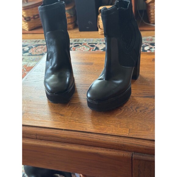 Michael Kors Cramer Chelsea Platform Boots 9M - Picture 5 of 6